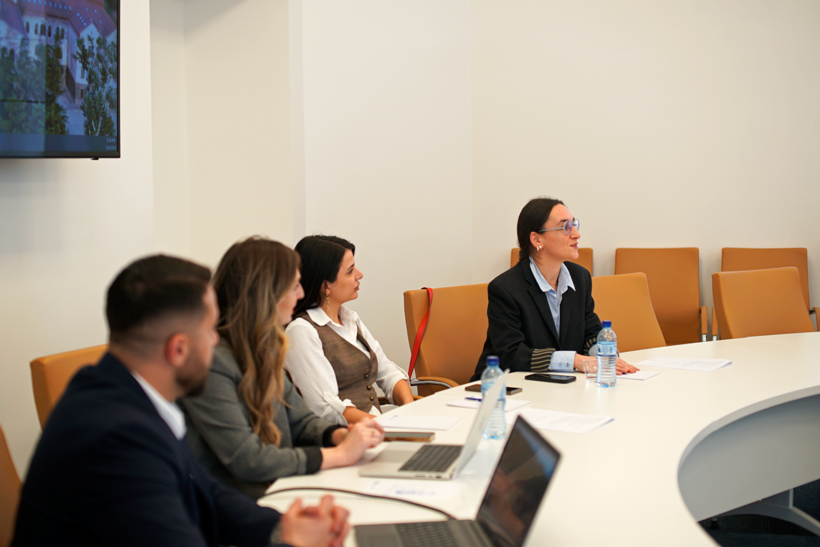 კავკასიის უნივერსიტეტმა სამუშაო ვიზიტით სომხეთის დელეგაციას უმასპინძლა